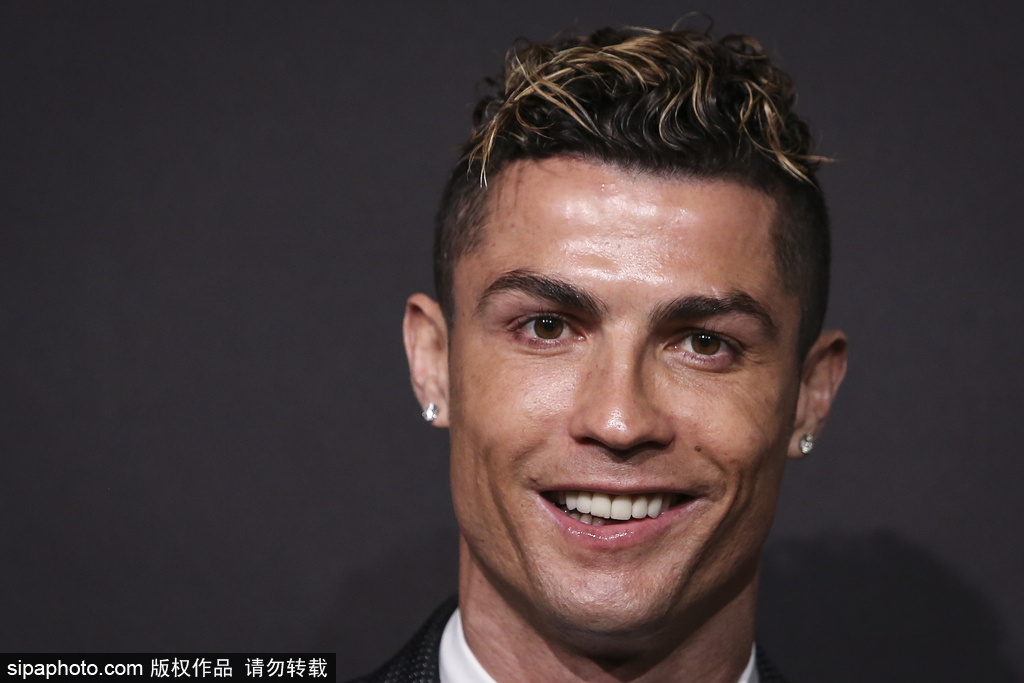 加布里埃尔破门 阿森纳大胜维拉