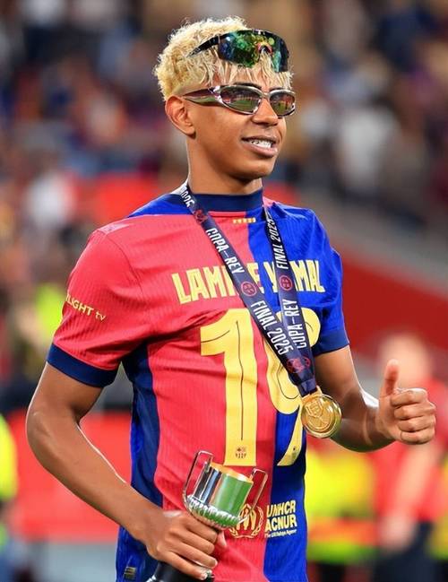 湖人惨败马刺！东契奇砍38分，艾顿+众配角迷失，没詹姆斯真不行