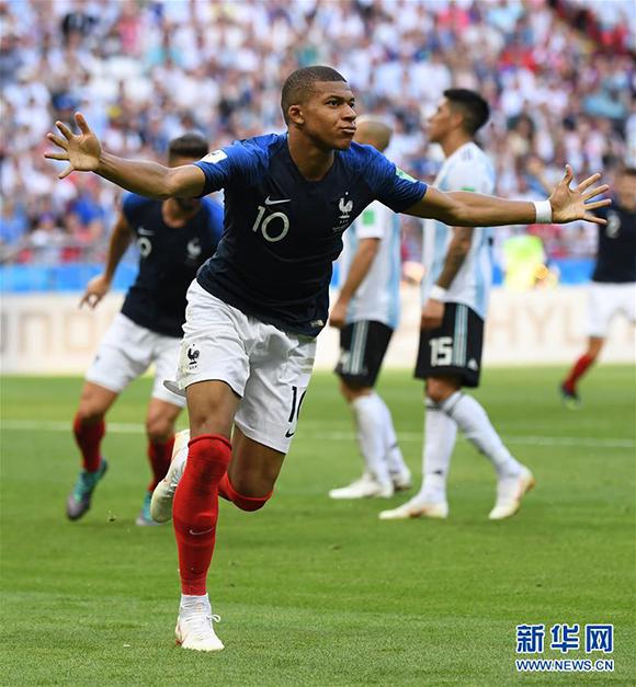 转会1+1：曼城今夏或1亿追英超当红中场 曼联即将官宣新帅人选