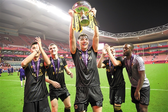 齐达内：教练是为球员而存在的，在皇马我们随时调整