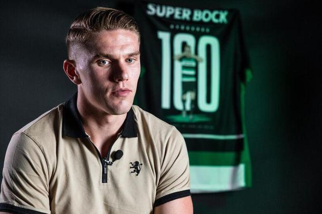 图片报：阿德耶米希望尽快转会，但目前转会市场