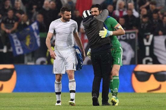 多特蒙德vs云达不莱梅：聚勒、萨比策首发