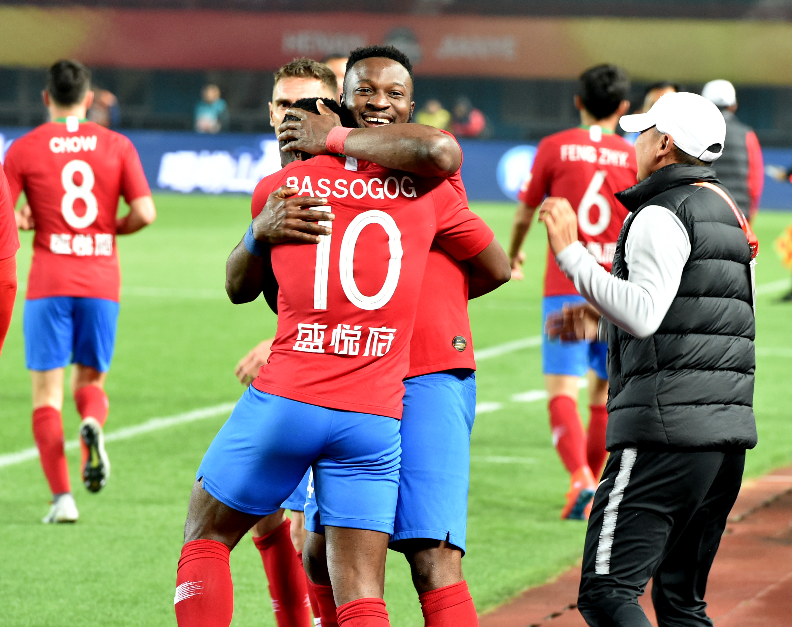 [NBA]库里你太狠了，37岁仍是超巨，又刷新21世纪NBA第一的纪录